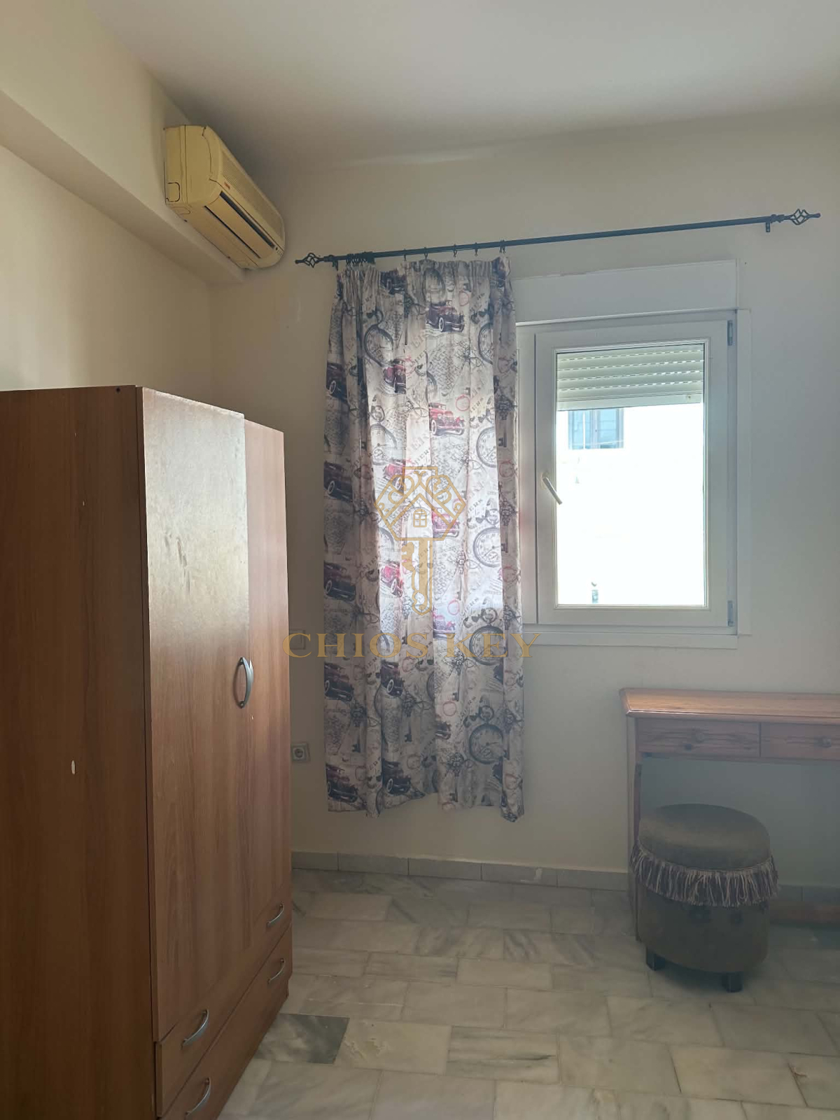property-img